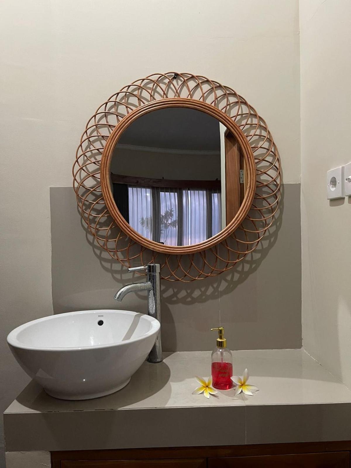 Canggu Nadi 2 Guest House Екстериор снимка